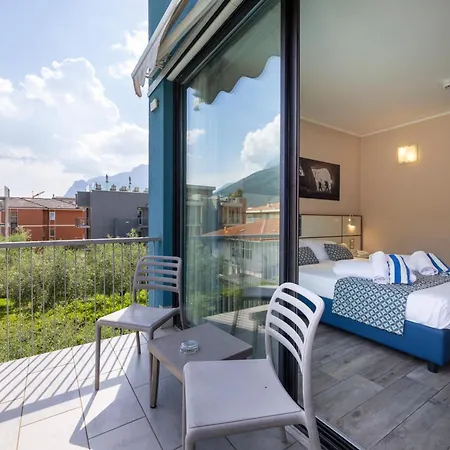 Hotel Holiday Sport & Relax Torbole Sul Garda Exterior photo