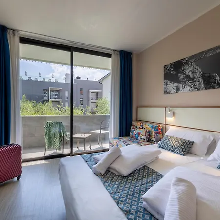 Hotel Holiday Sport & Relax Torbole Sul Garda Exterior photo