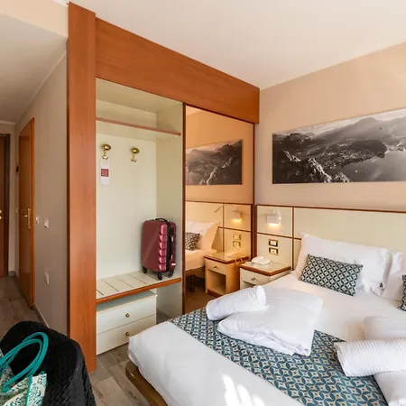 Hotel Holiday Sport & Relax Torbole Sul Garda Exterior photo