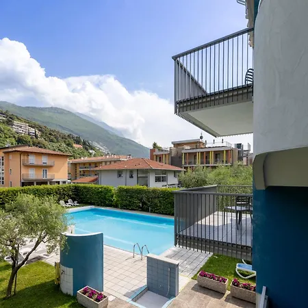 Hotel Holiday Sport & Relax Torbole Sul Garda Exterior photo